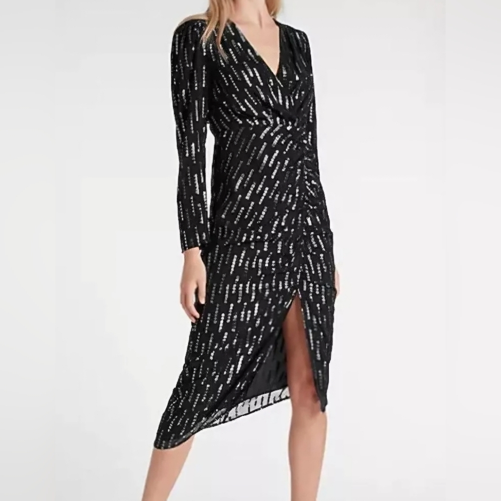 Elegant Black and White Patterned Dress